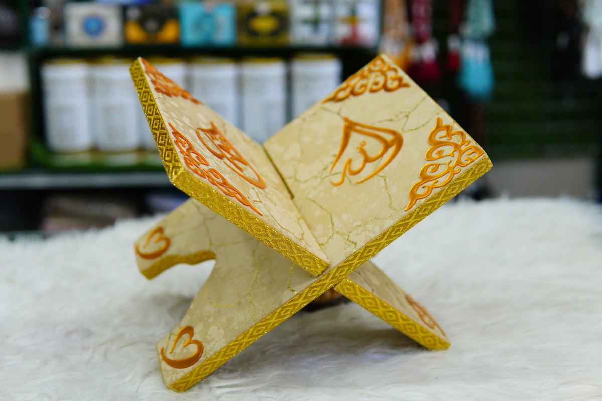 Skin Texture Acrylic  Quran Pak Set with Jaynamaz