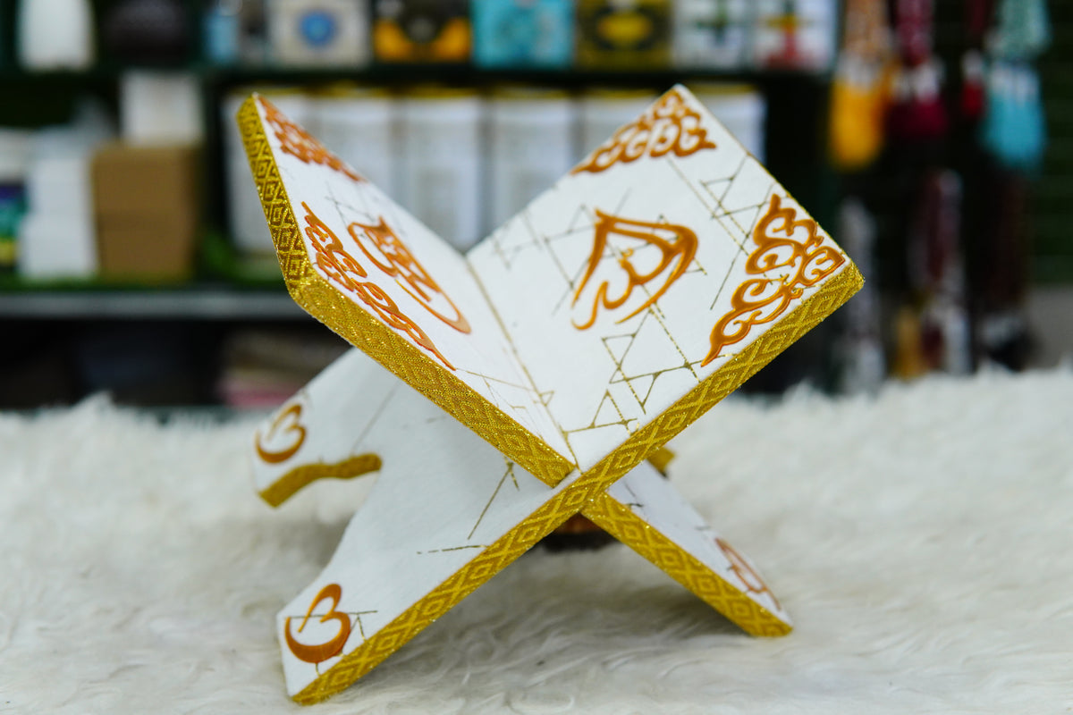 White Texture Acrylic Golden Lines Quran Pak Set with Jaynamaz