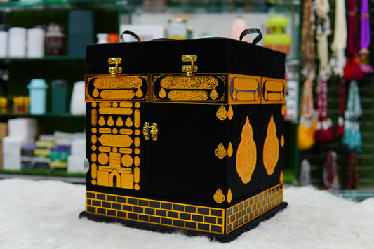 Ghilaf-e-Kabaa Kiswah luxury Quran & jayenamaz Set KBA112