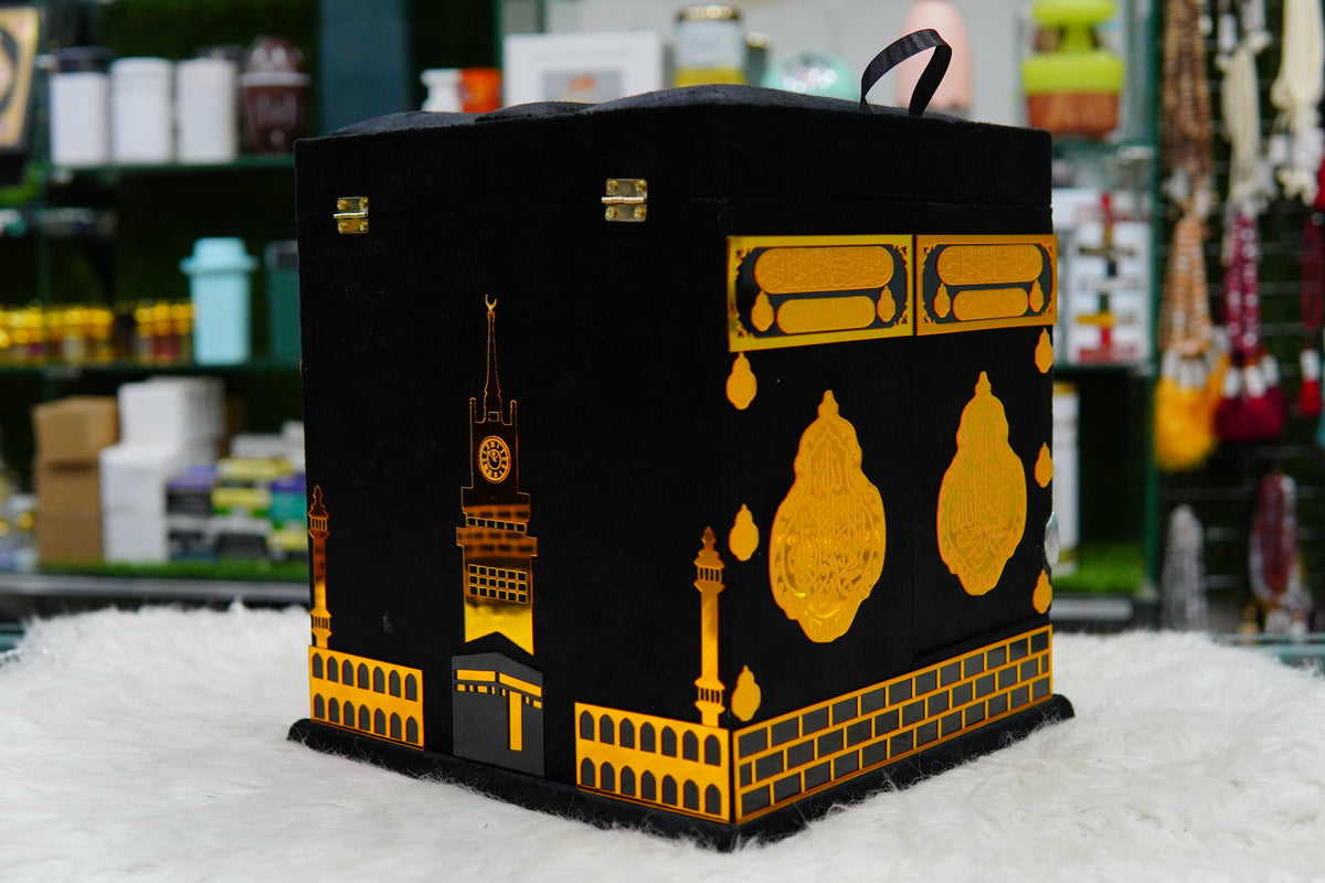 Ghilaf-e-Kabaa Kiswah luxury Quran & jayenamaz Set KBA112