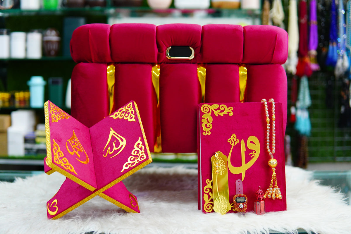 Makhzan-e-Mubarak Red Quran With Jayenamaz Set